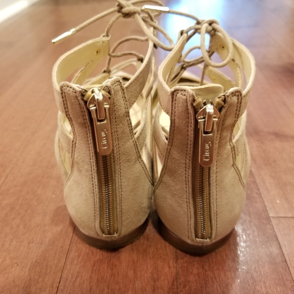 Circus by Sam Edelman Pointy Toed Flat Sandals - Picture 4 of 7